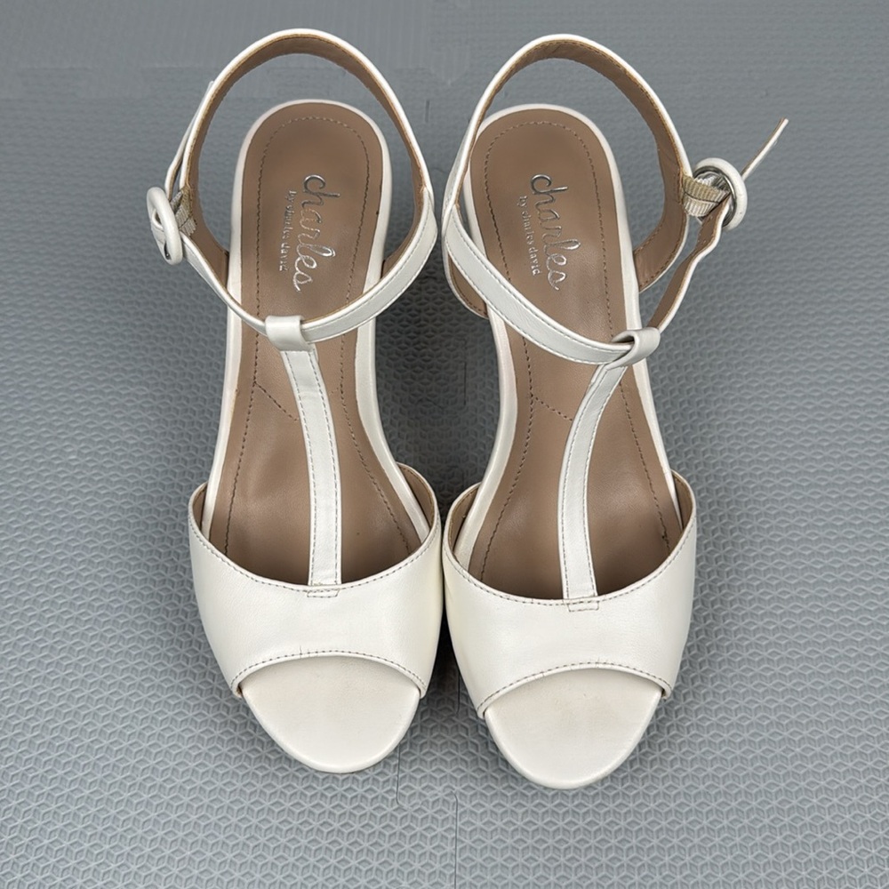 Charles David wedge sandals in size 6M. - Picture 2 of 7